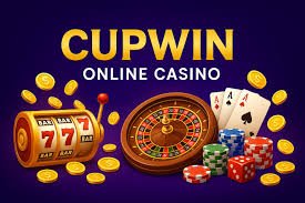 Antarmuka aplikasi mobile to303 menampilkan permainan slot dan menu navigasi
